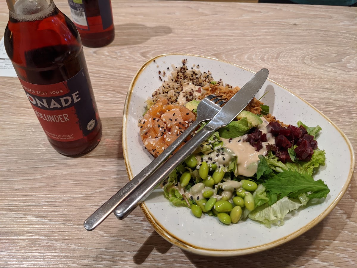 Dean&david Bowls, Salate, Curries & Snacks Am Stachus Munchen-7