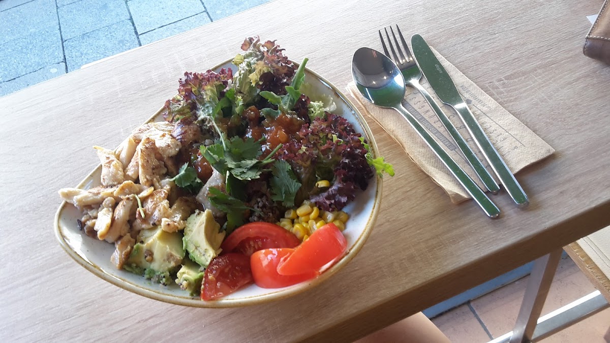 Dean&david Bowls, Salate, Curries & Snacks Am Stachus Munchen-9